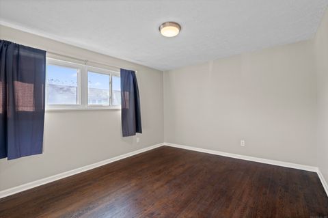 Tiny photo for 466 Middletown Avenue #APT 8, New Haven, CT 06513 (MLS # 24134324)