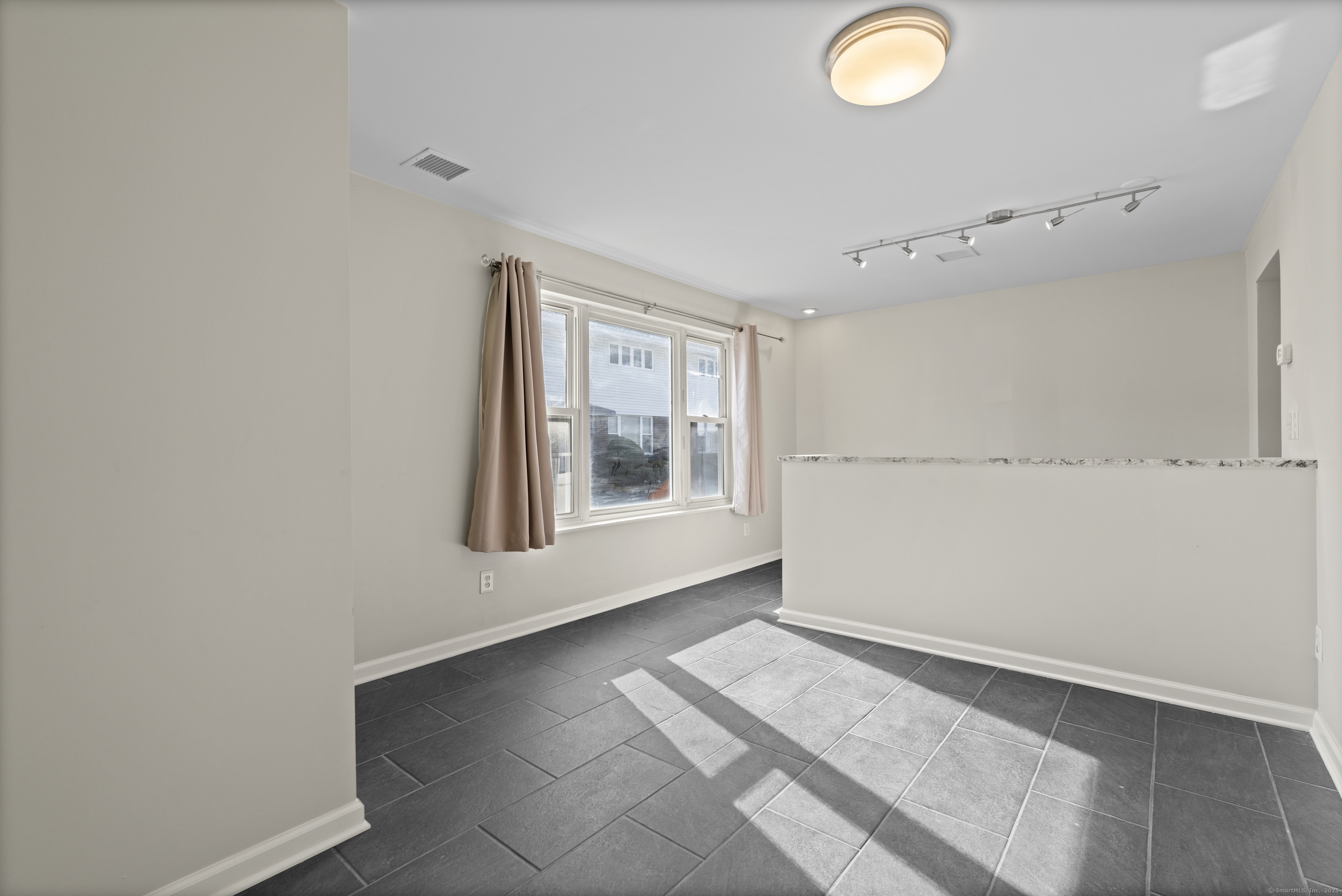 466 Middletown Avenue APT 8