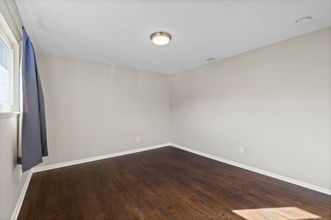 Tiny photo for 466 Middletown Avenue #APT 8, New Haven, CT 06513 (MLS # 24134324)