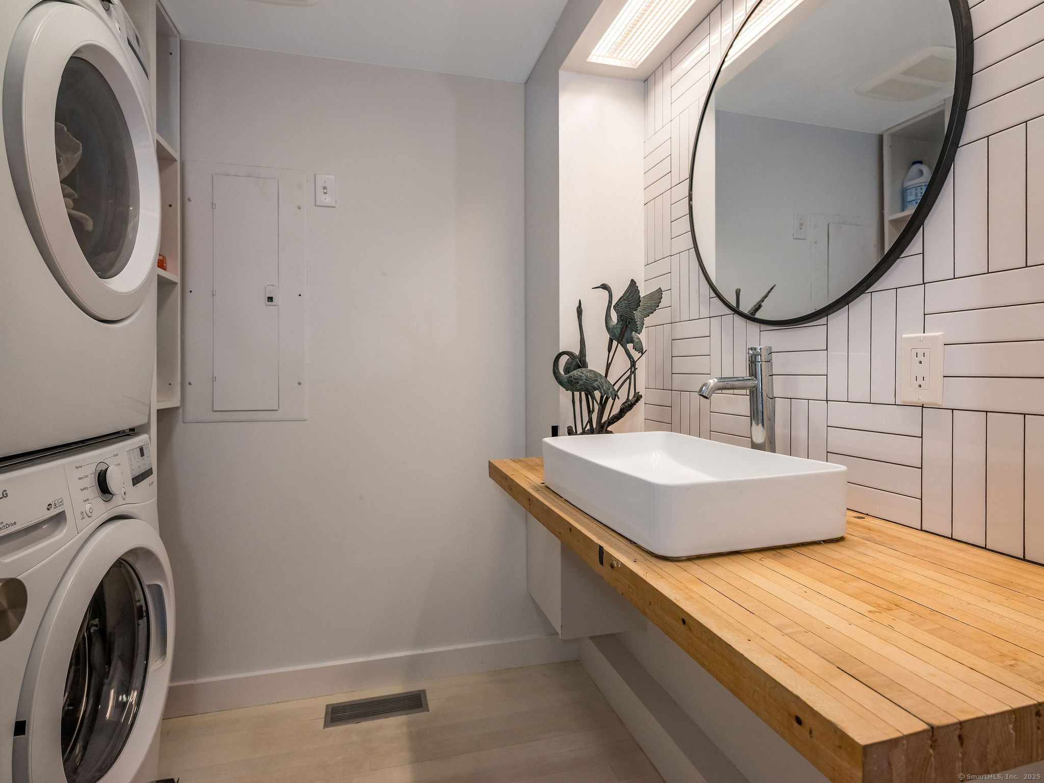 875 Boston Post Road #APT 3, Madison, Connecticut image 17
