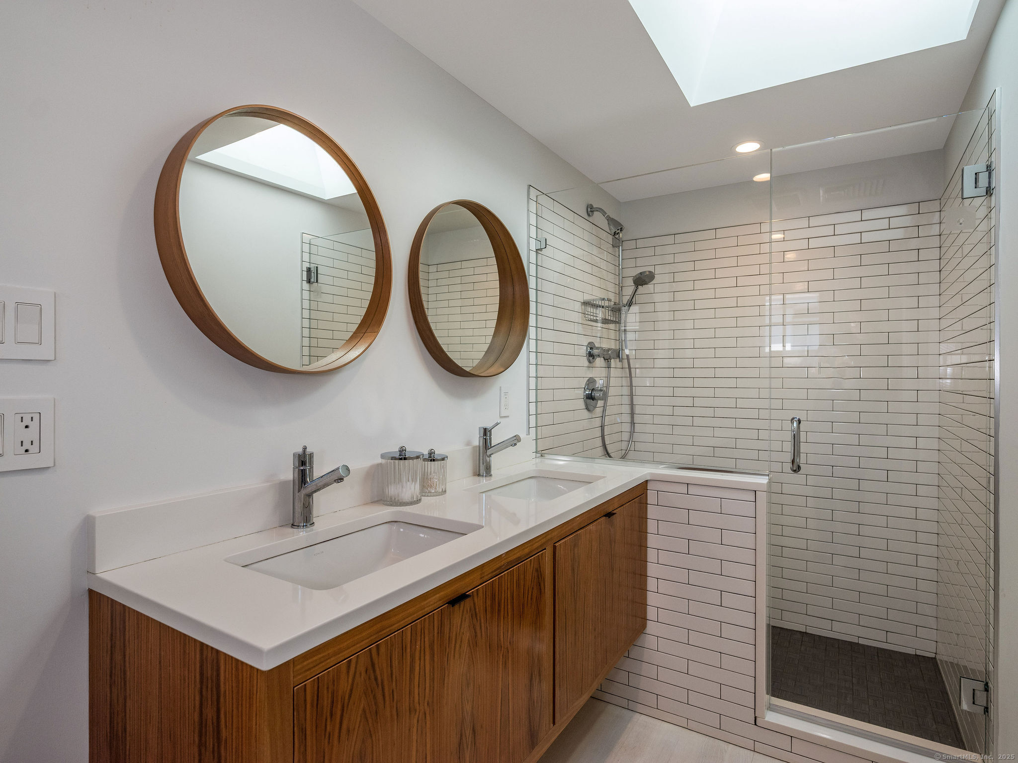 875 Boston Post Road #APT 3, Madison, Connecticut image 21