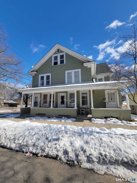 Multifamily For Rent - 590 High Street #2N<br/> Middlesex County, Middletown, CT 06457