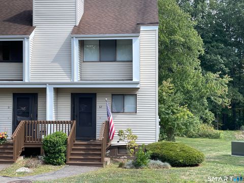 82 Spice Hill Drive 82 Wallingford CT 06492