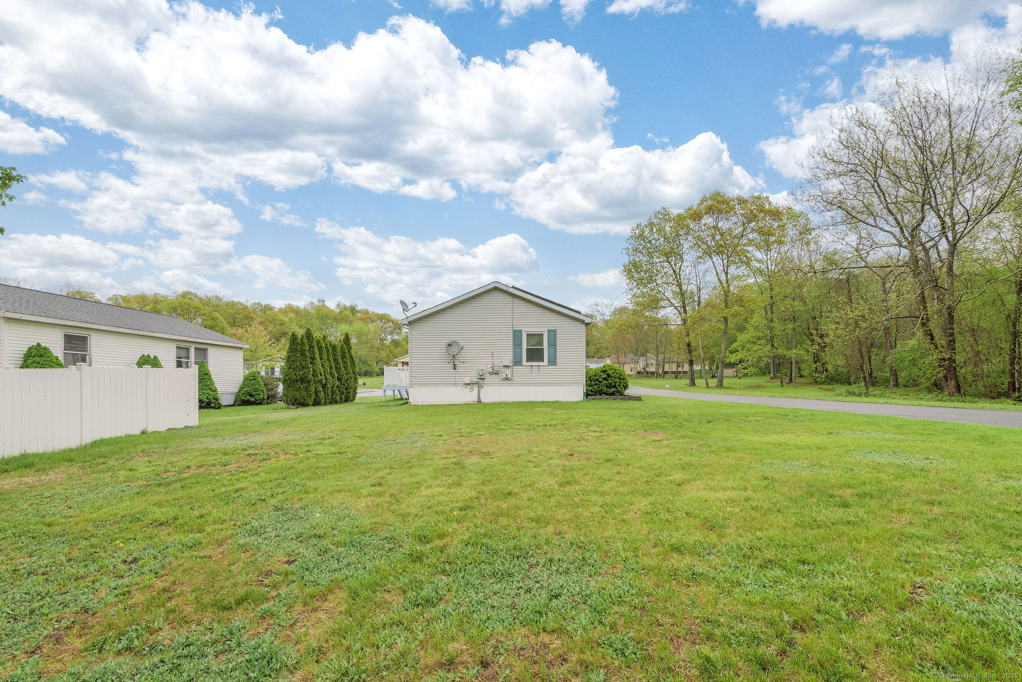 55 Colonial Road, Plainfield, Connecticut image 4