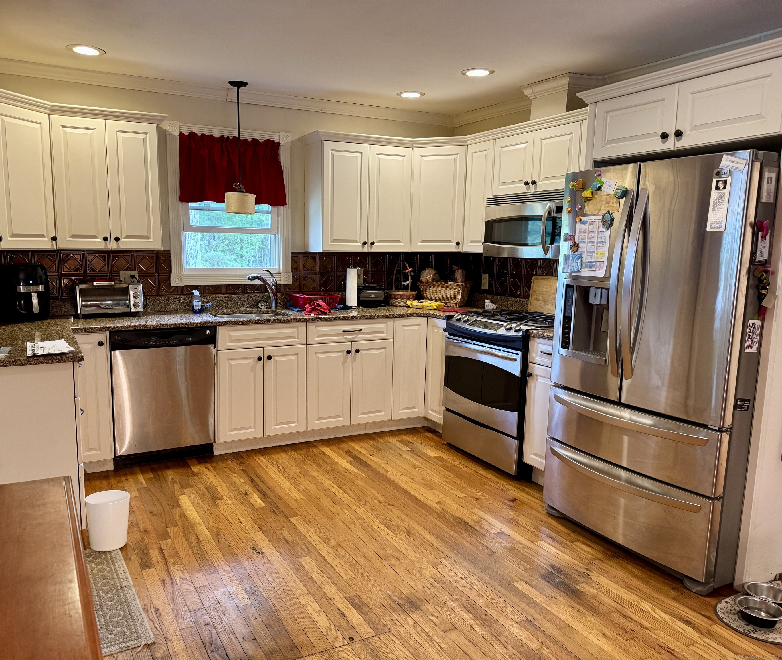 492 Providence New London Turnpike, North Stonington, Connecticut image 7