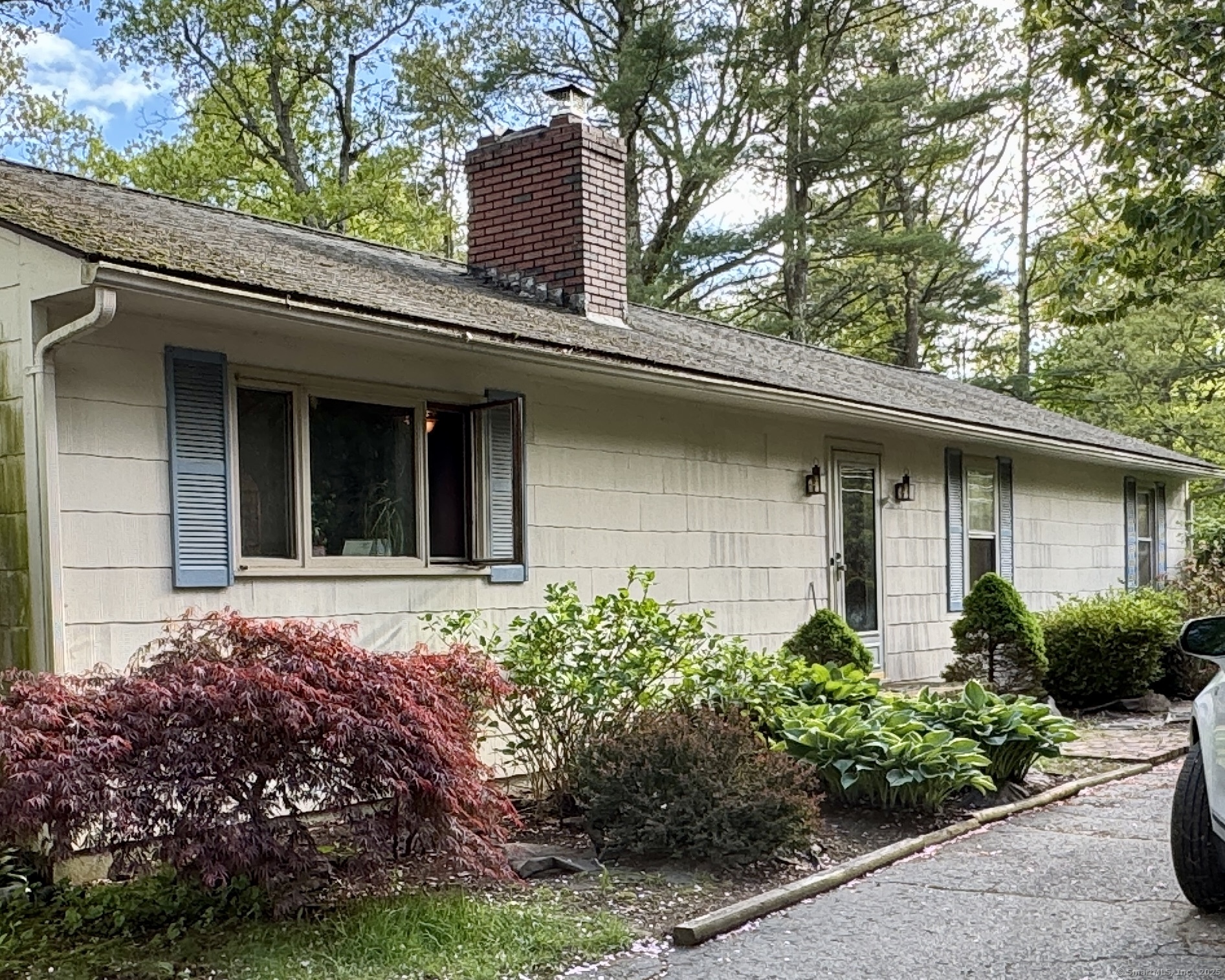 492 Providence New London Turnpike, North Stonington, Connecticut image 1