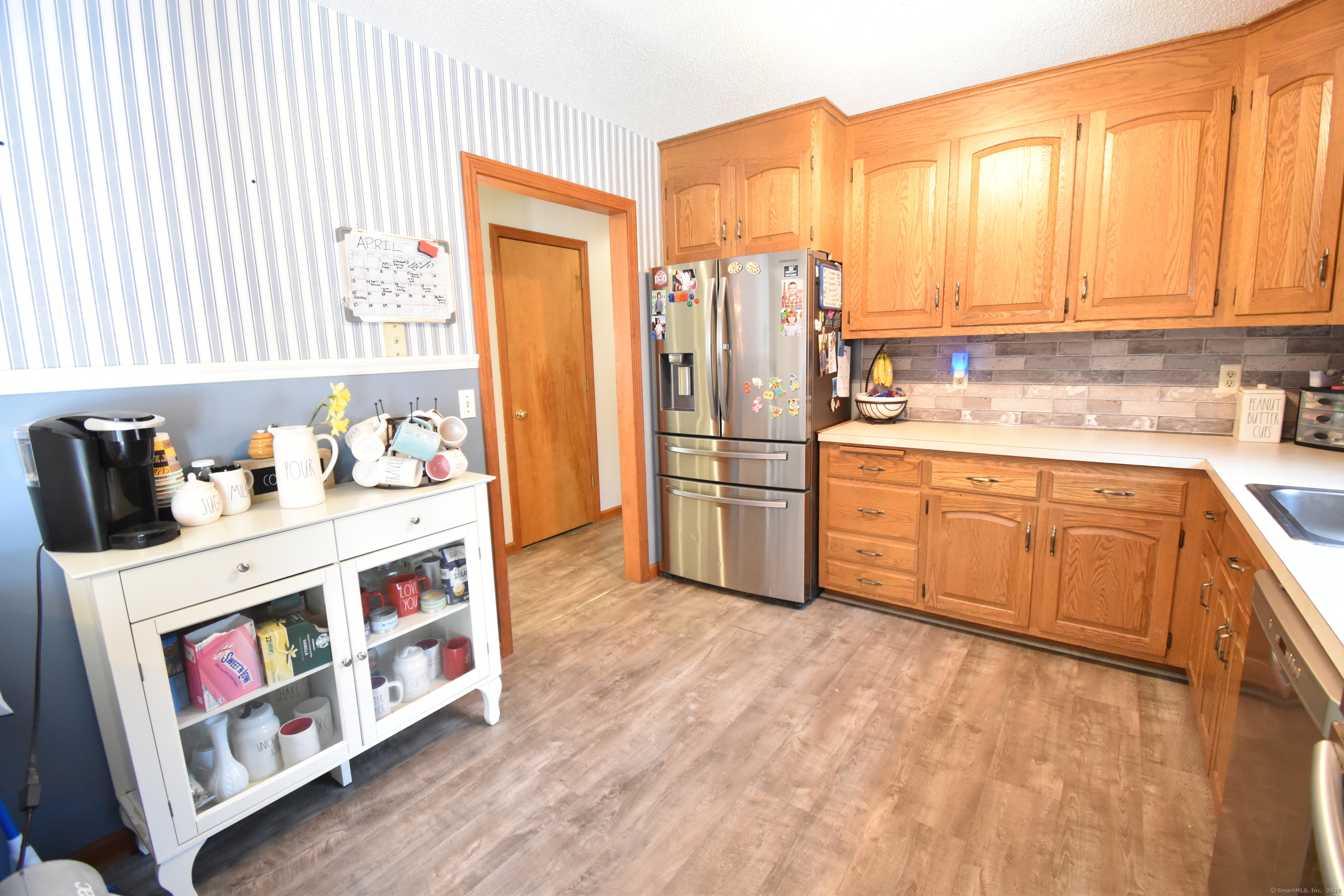 2032 Matthews Street, Bristol, Connecticut image 6