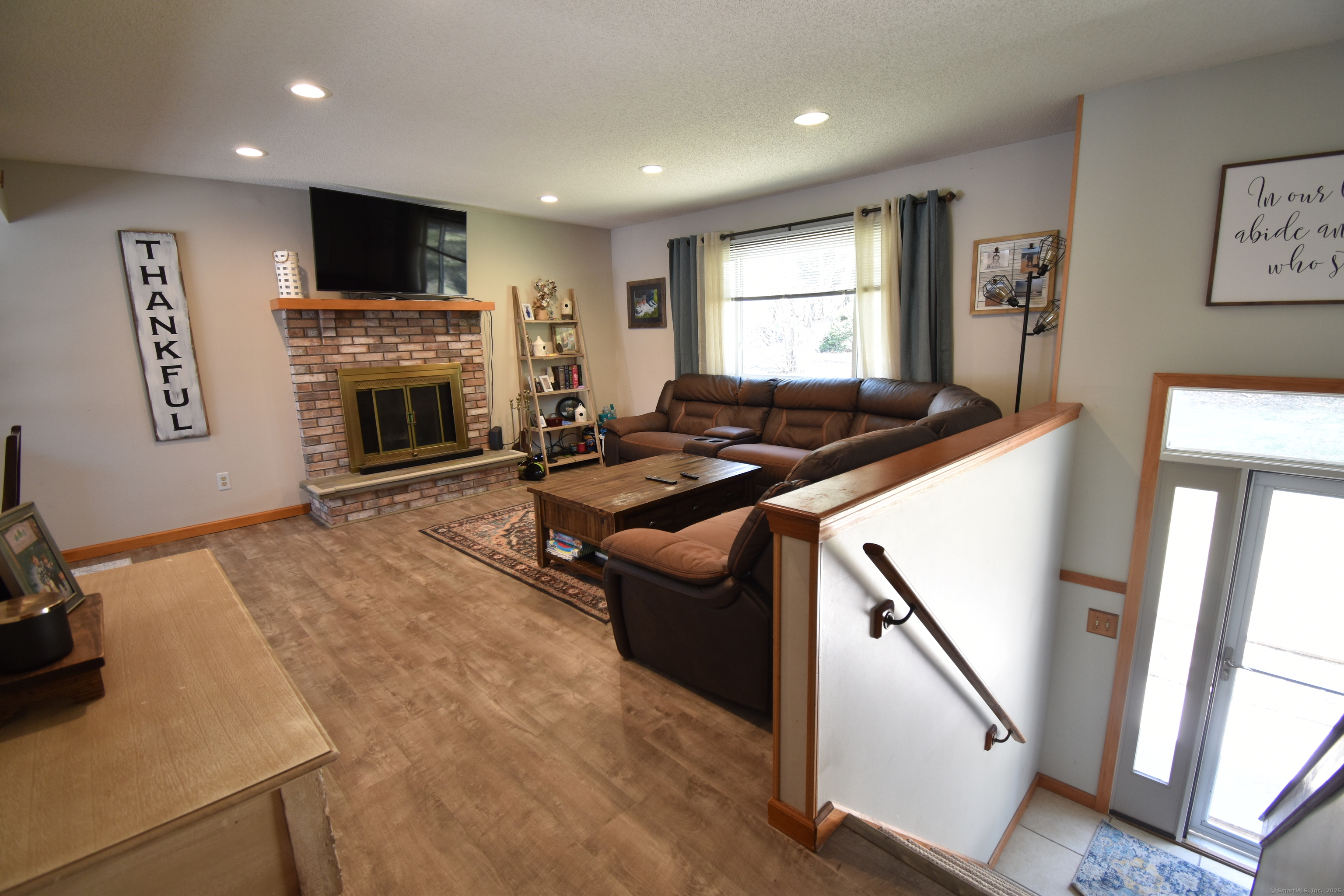 2032 Matthews Street, Bristol, Connecticut image 11