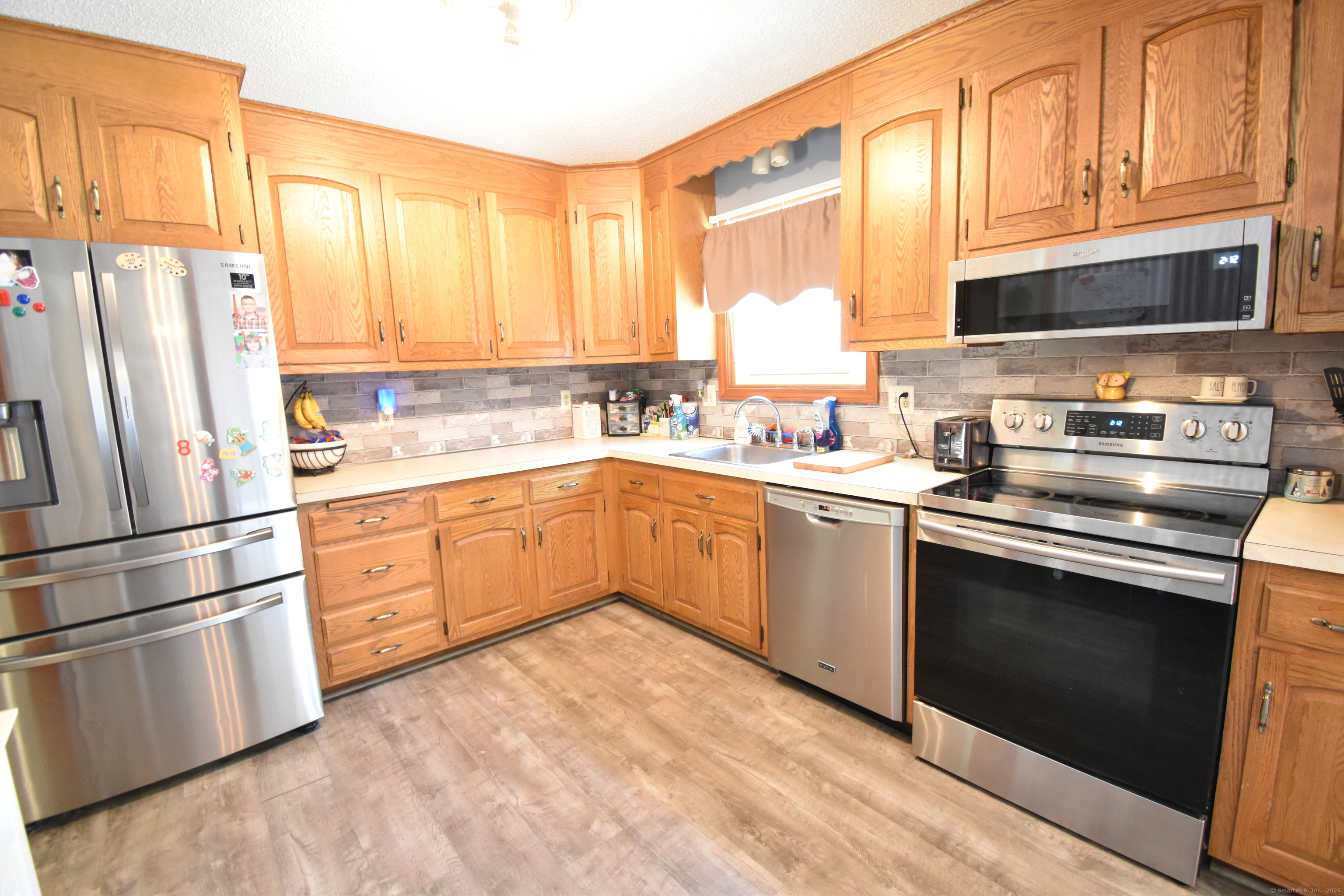 2032 Matthews Street, Bristol, Connecticut image 4