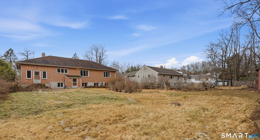 Photo of 30 Ravenwood Road, West Hartford, CT 06107 (MLS # 24146297)