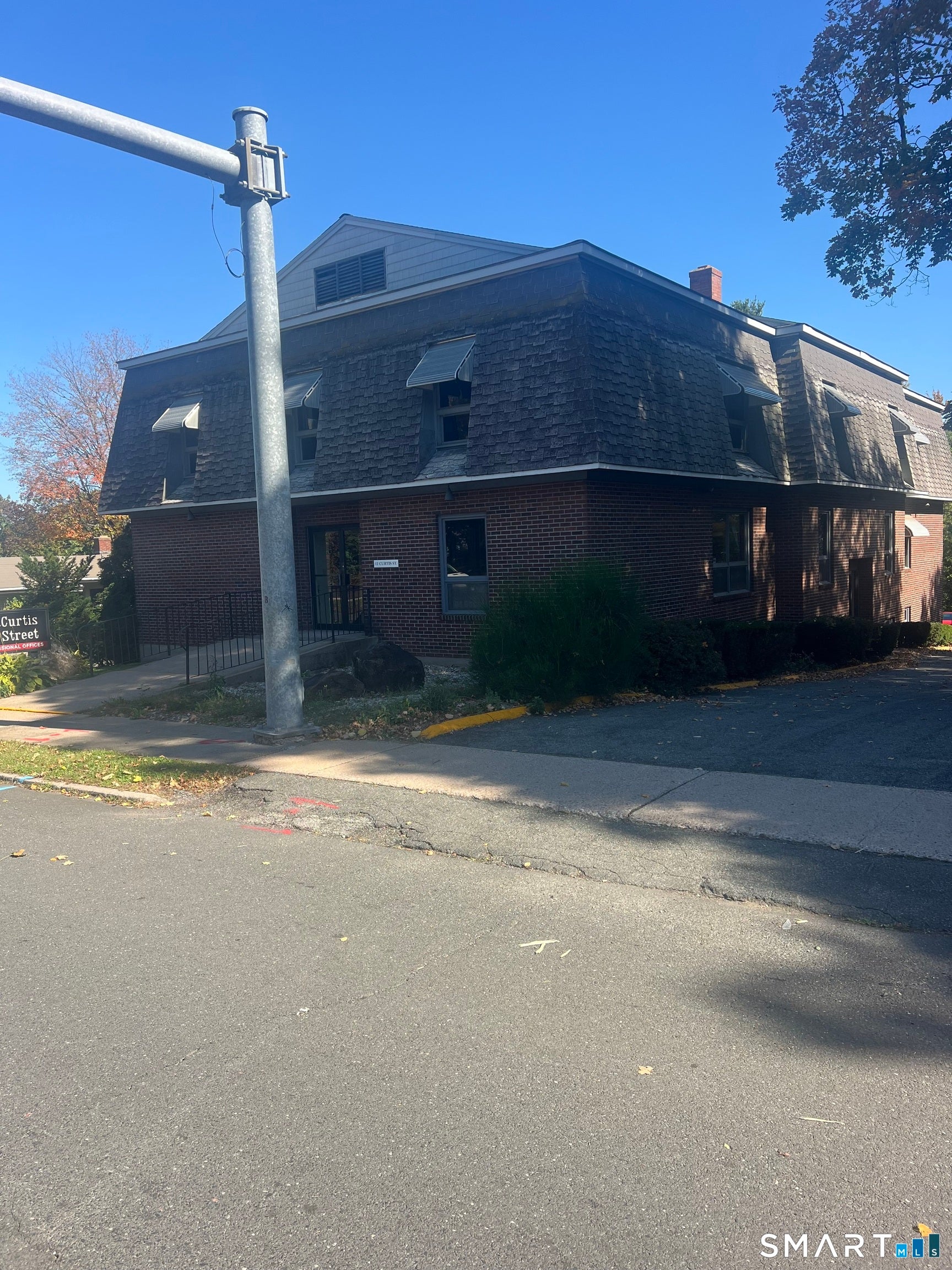 12 Curtis Street