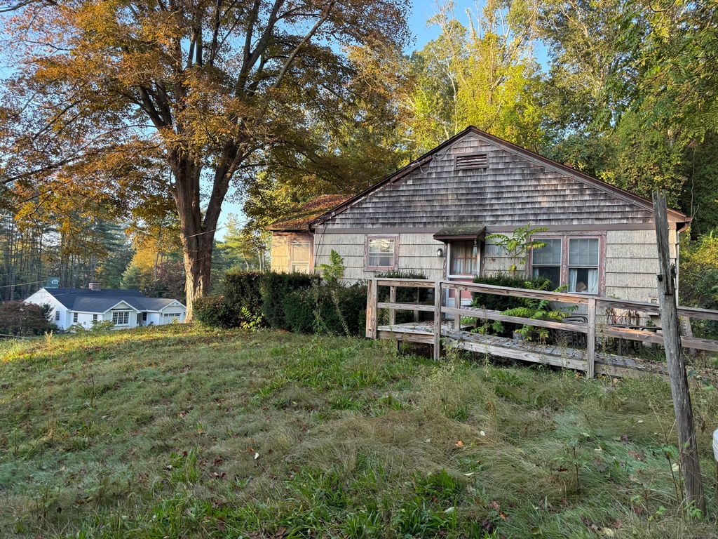 Photo of 21 E Liberty Street, Chester, CT 06412 (MLS # 24133075)