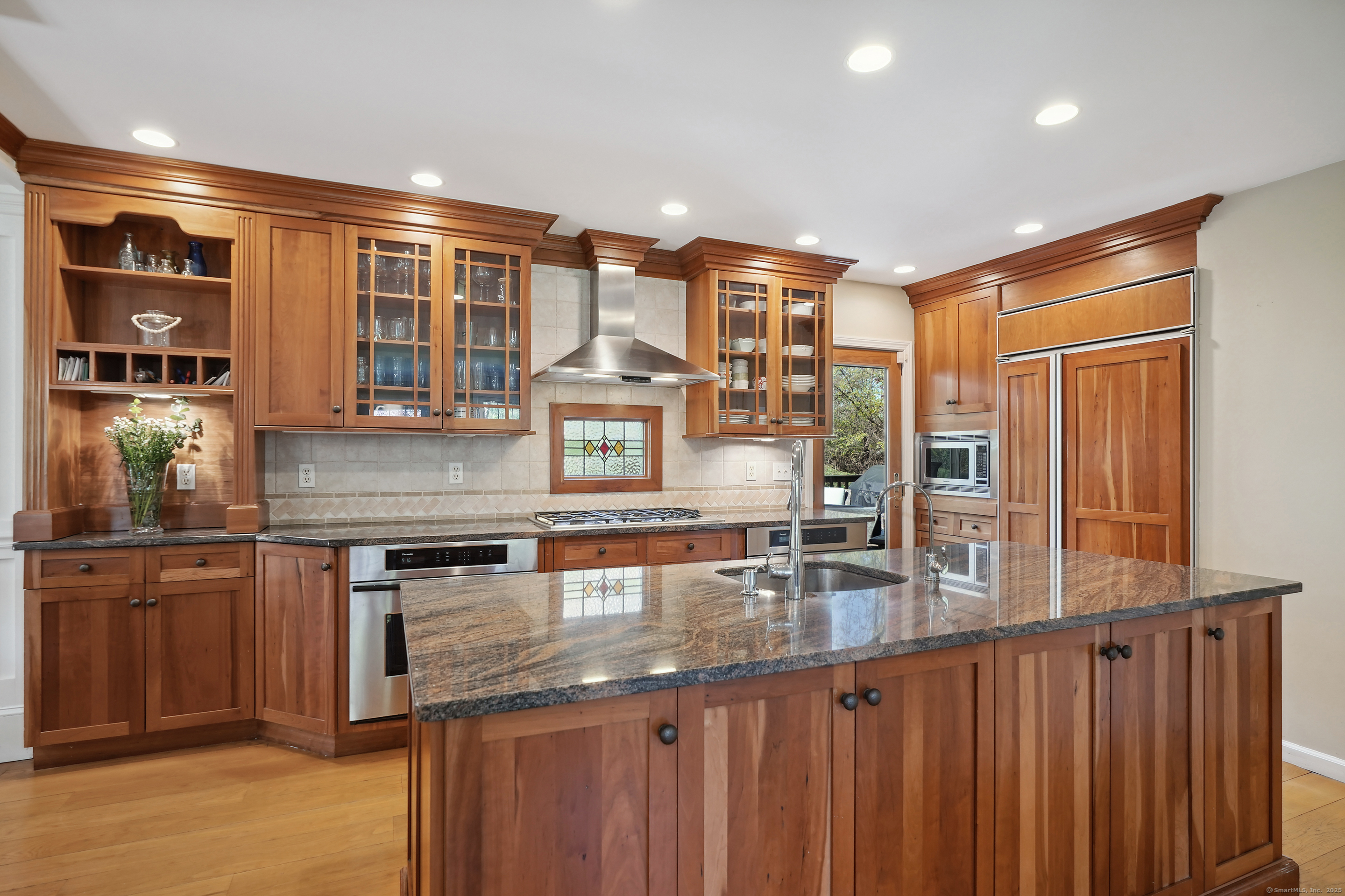 50 Carriage Drive, Stamford, Connecticut image 7