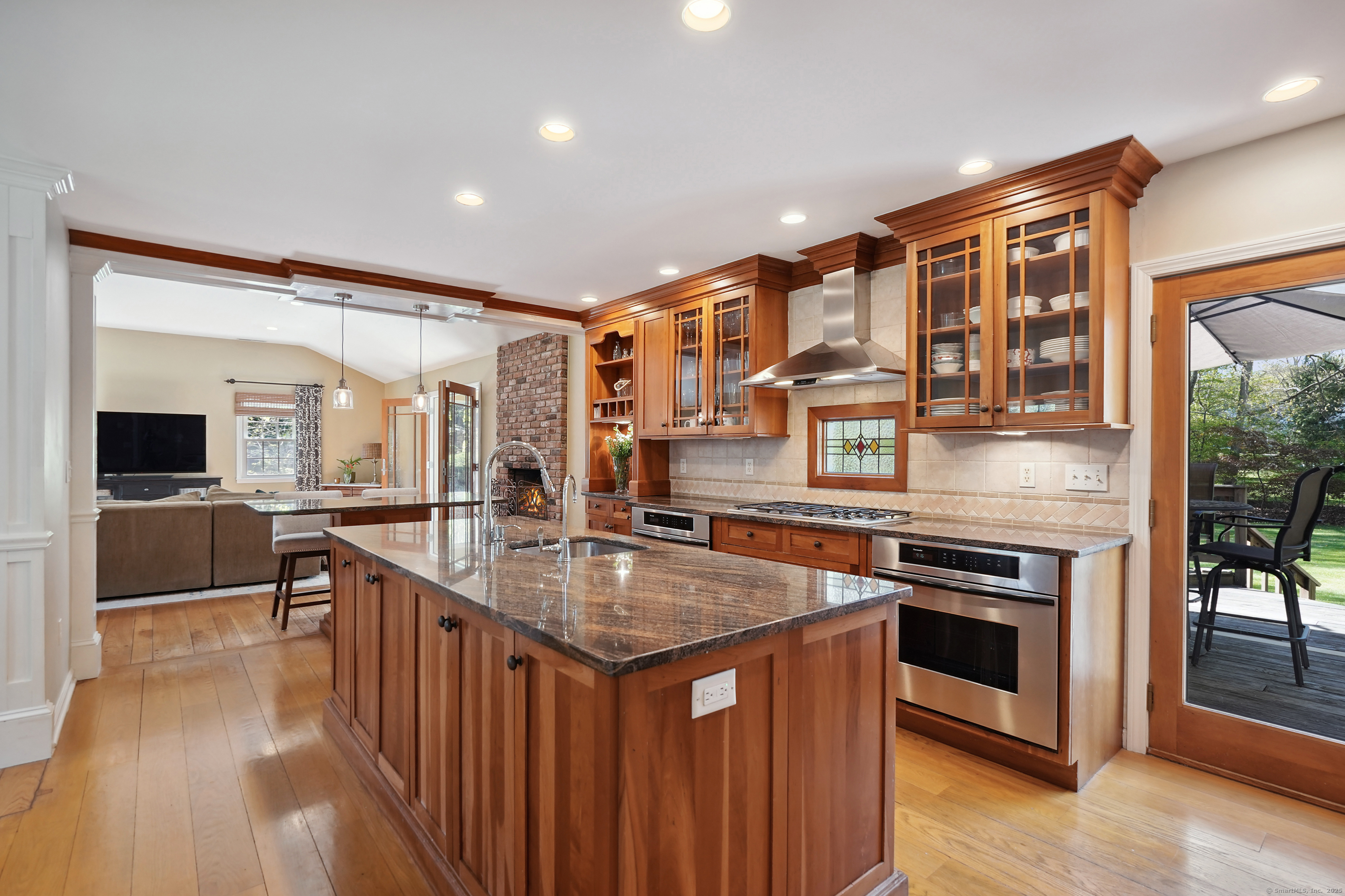 50 Carriage Drive, Stamford, Connecticut image 9