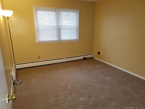 Tiny photo for 304 Pine Rock Avenue #APT C11, Hamden, CT 06514 (MLS # 24152550)