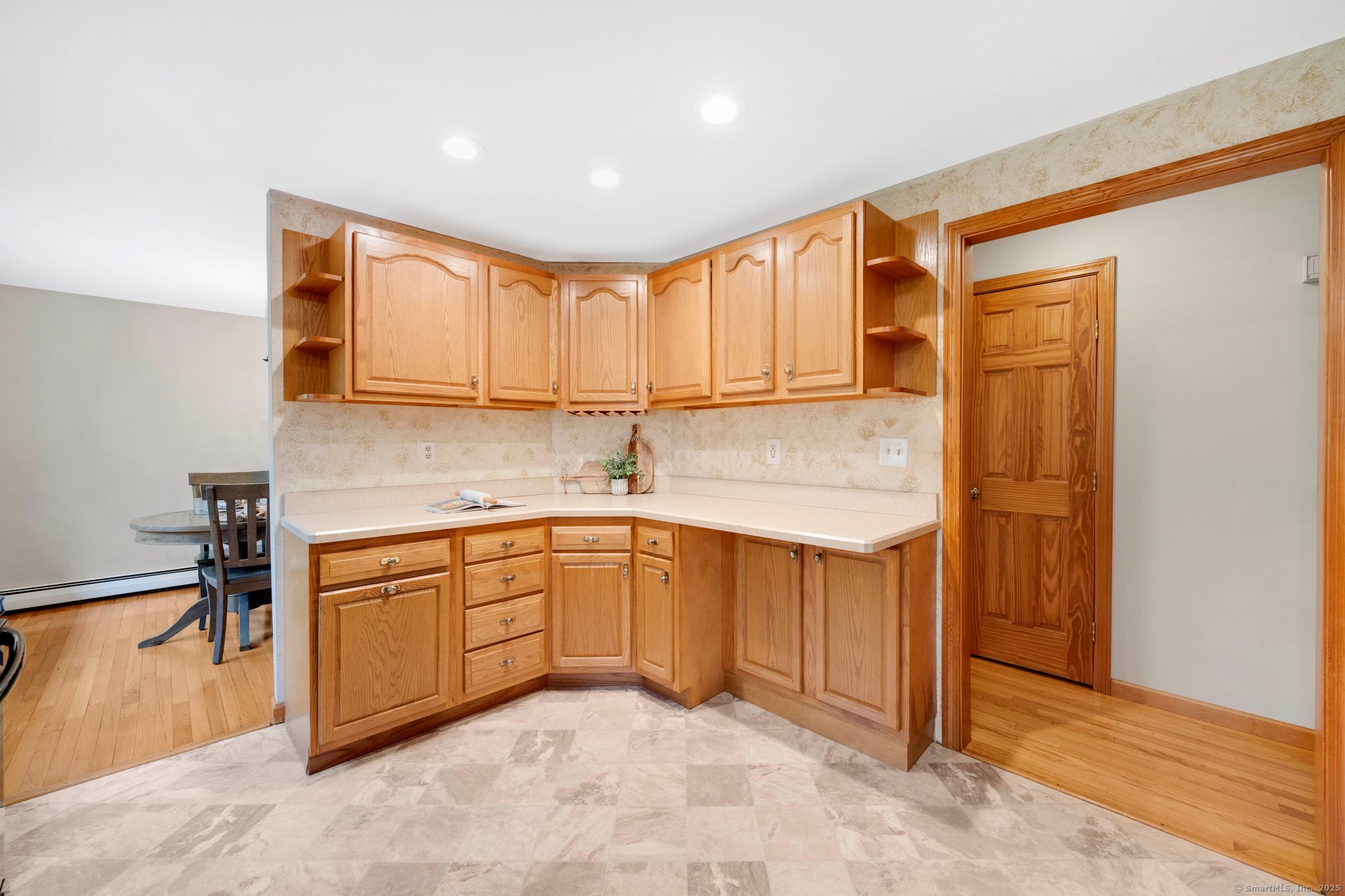 48 Town Line Road, New Hartford, Connecticut image 14