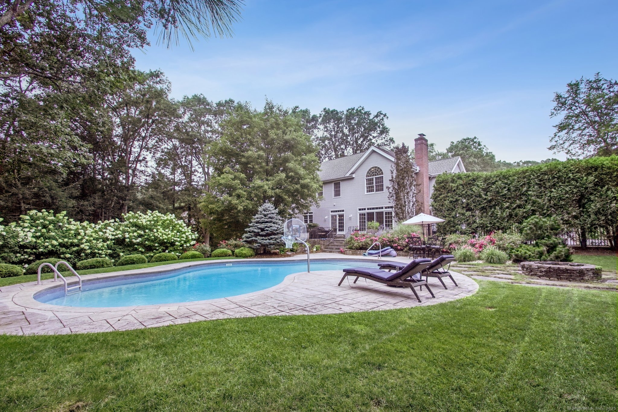 40 Pleasant Drive