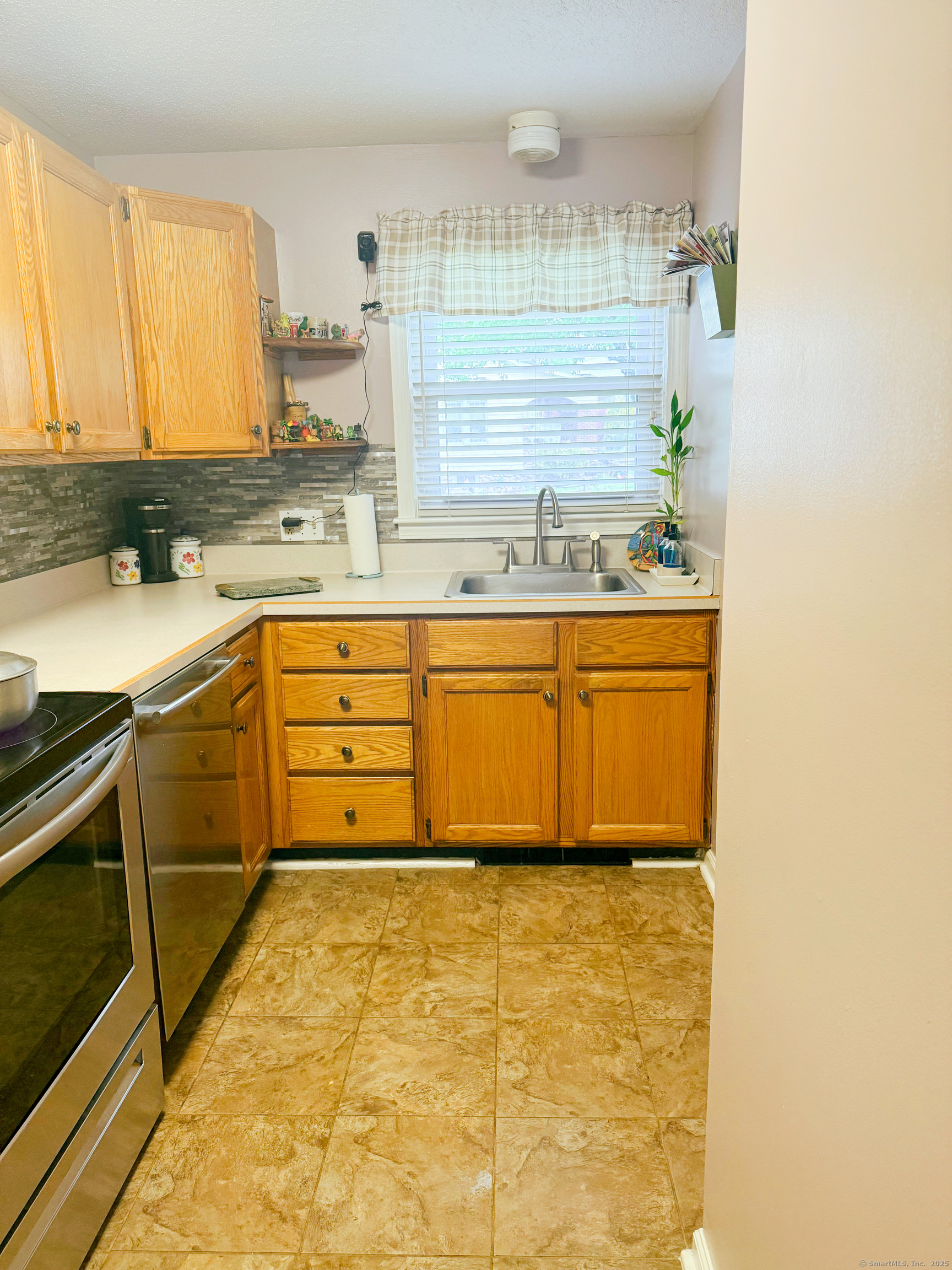 33 Patterson Street #33, Torrington, Connecticut image 16