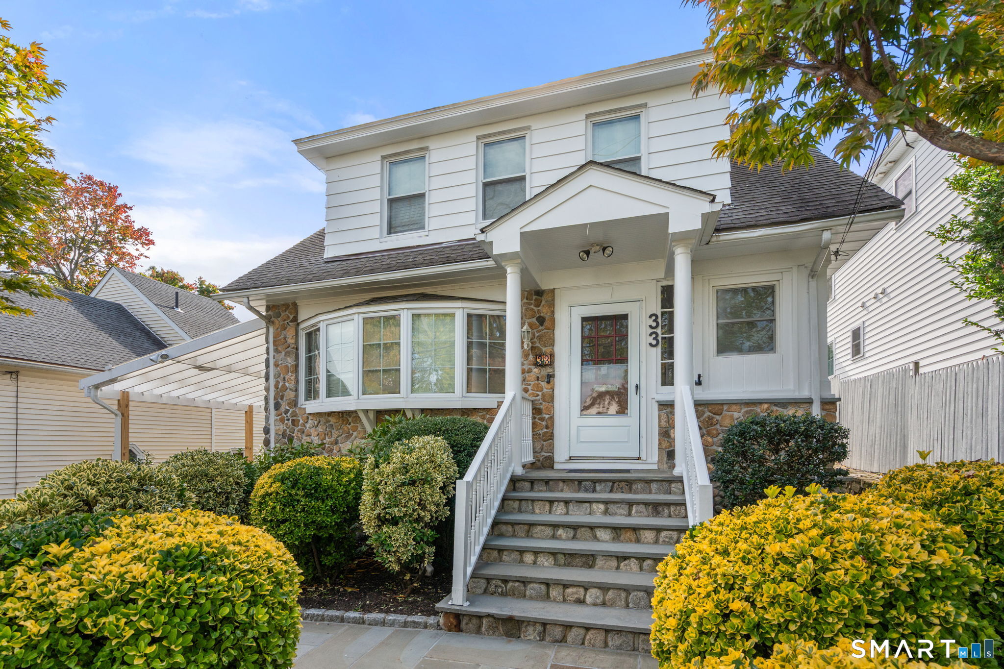 33 New England Avenue