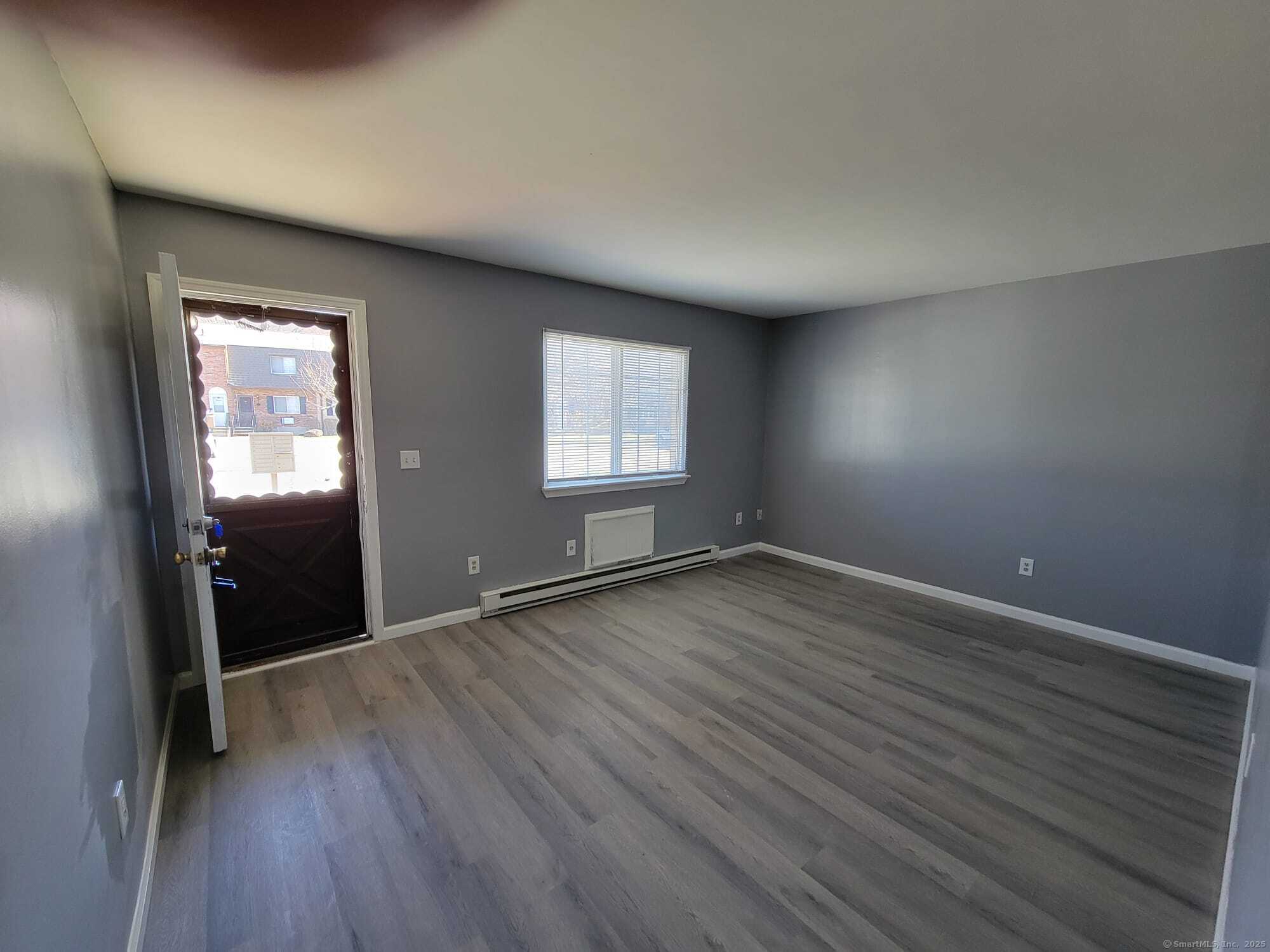 36 Sharon Road # APT 7, Waterbury, Connecticut image 3