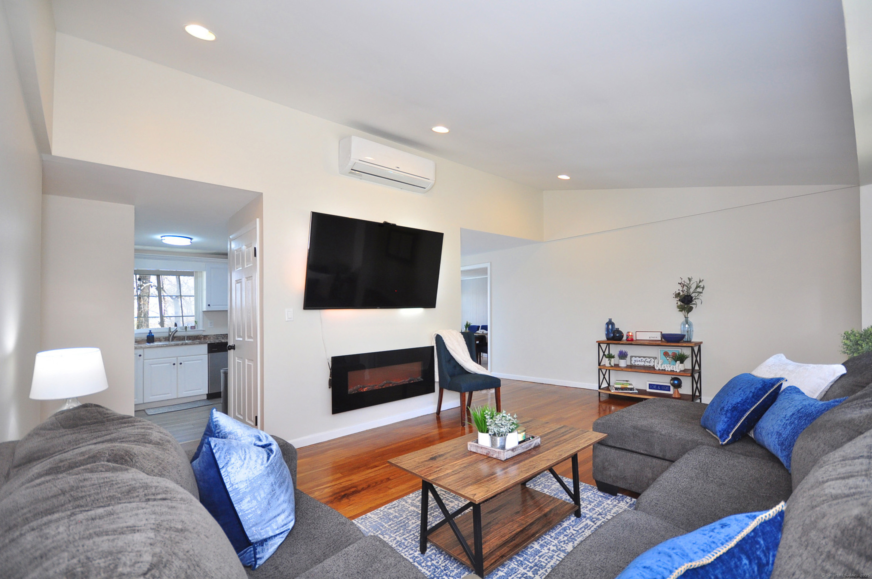 202 Dogwood Lane, South Windsor, Connecticut image 17