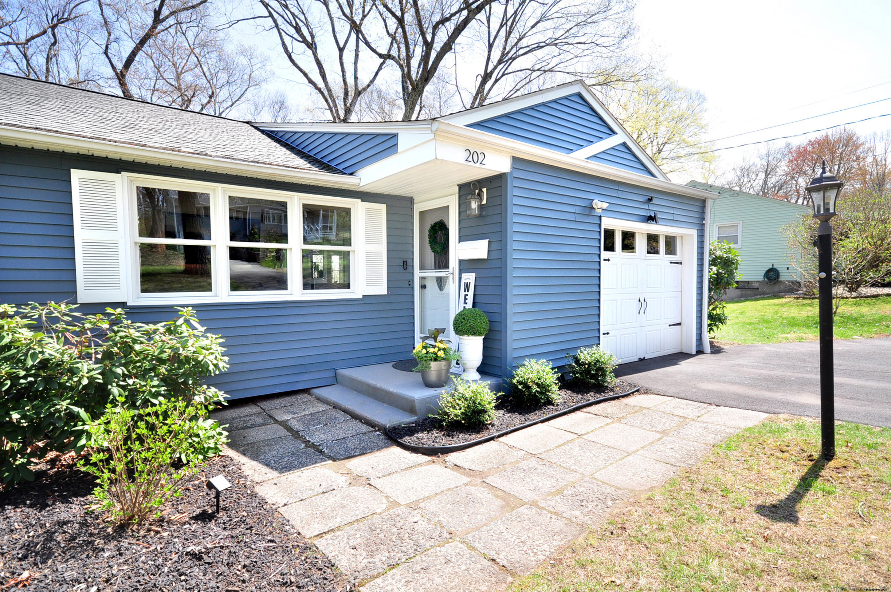 202 Dogwood Lane, South Windsor, Connecticut image 2