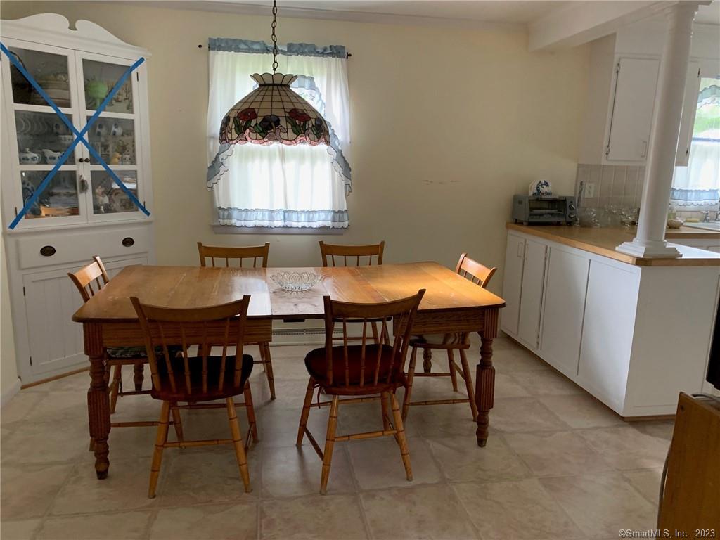 2066 Hartford Turnpike, North Haven, Connecticut 349,900, ID