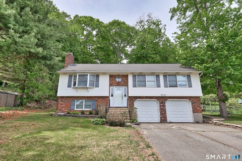 Photo of 58 Oak Hollow Drive, Waterbury, CT 06708 (MLS # 24192449)