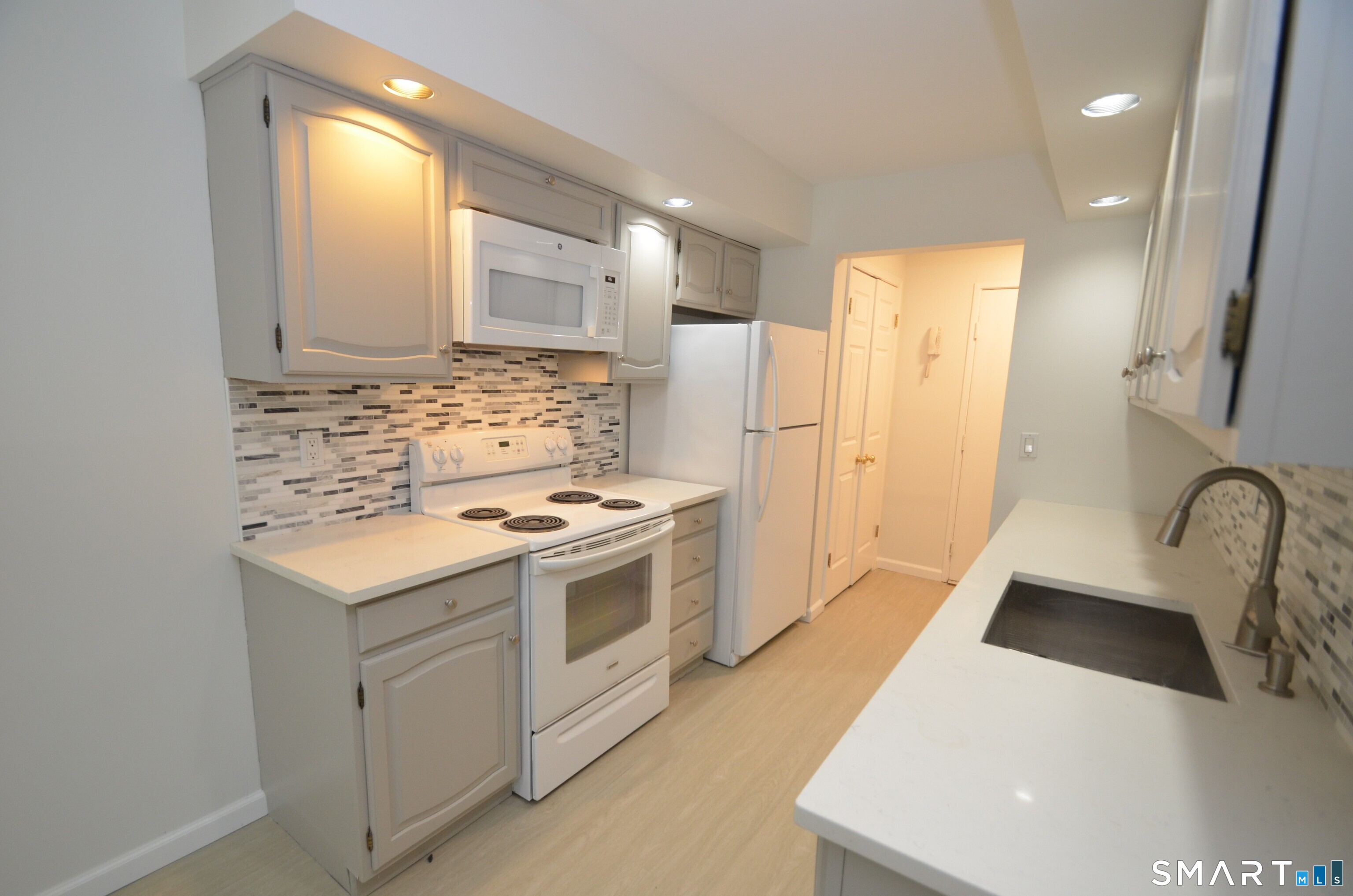 125 Warner Hill Road 27