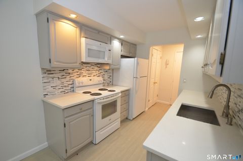 Tiny photo for 125 Warner Hill Road #27, Stratford, CT 06614 (MLS # 24161878)