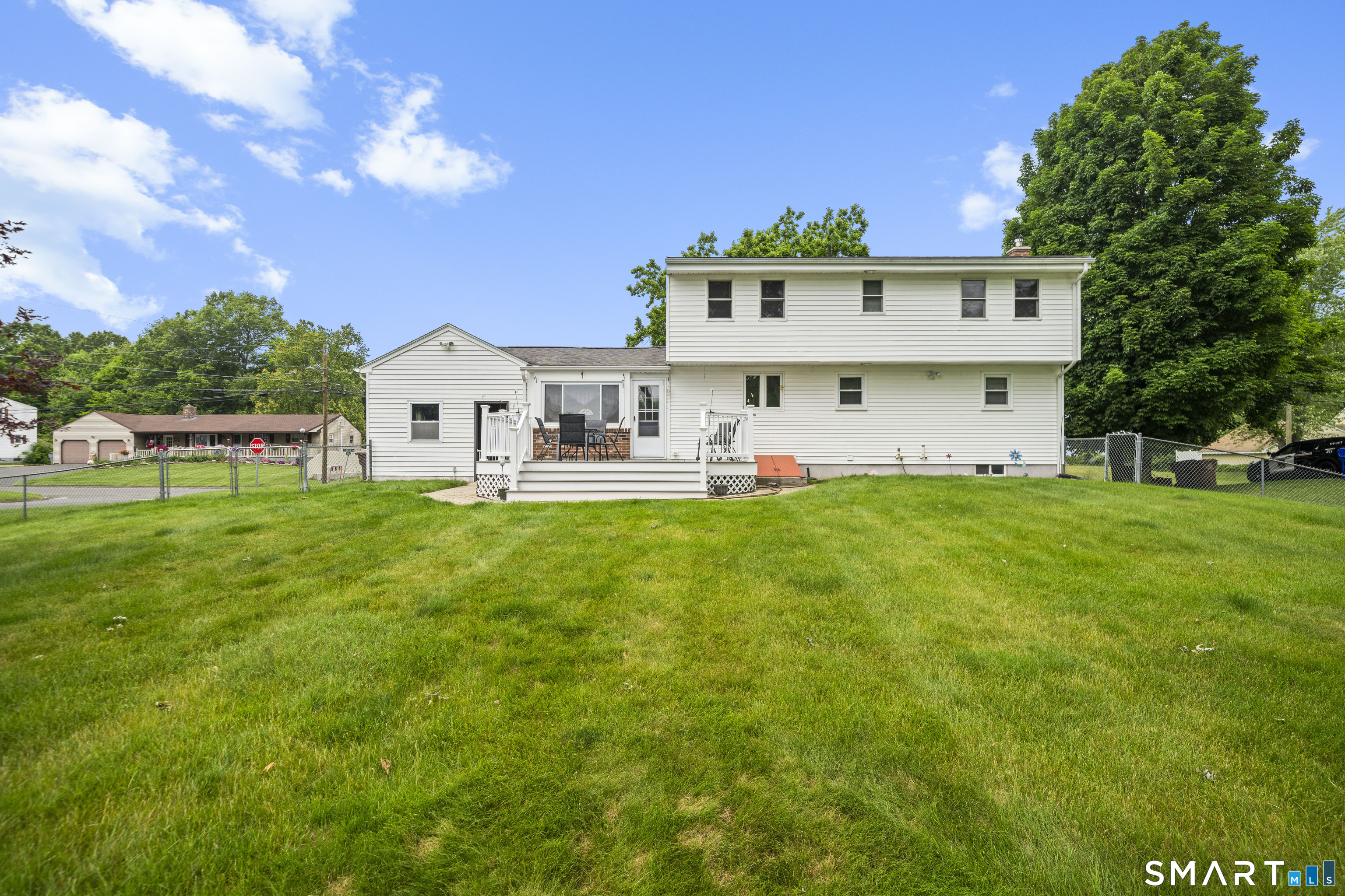 18 Bess Road