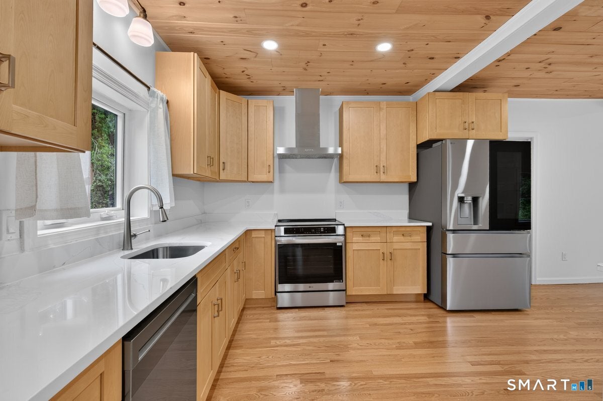 52 Walnut Hill Road