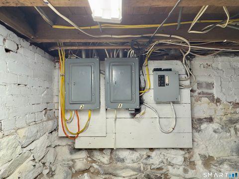 Tiny photo for 186 W Washington Street #2, Bristol, CT 06010 (MLS # 24138130)