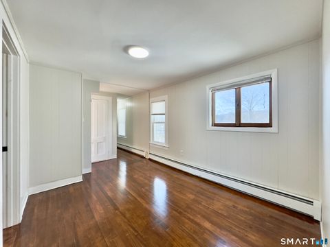 Tiny photo for 186 W Washington Street #2, Bristol, CT 06010 (MLS # 24138130)