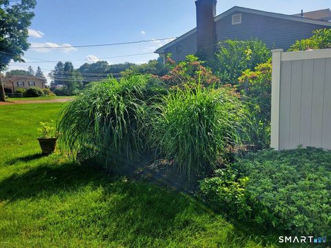 Tiny photo for 7 Old Forge Road, North Haven, CT 06473 (MLS # 24157487)