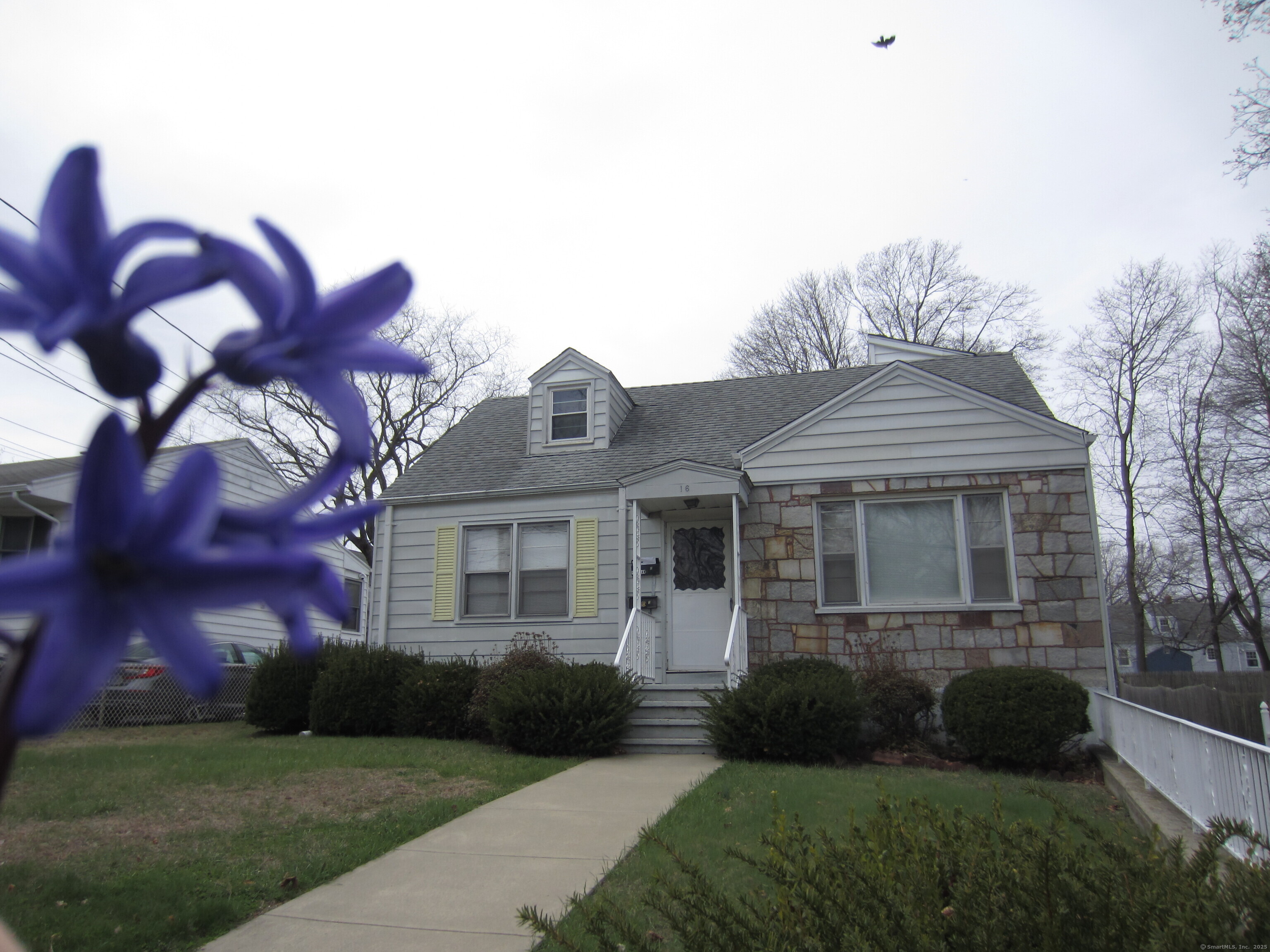 Rental Property at Church Street, East Haven, Connecticut - Bedrooms: 2 
Bathrooms: 1 
Rooms: 4  - $1,600 MO.