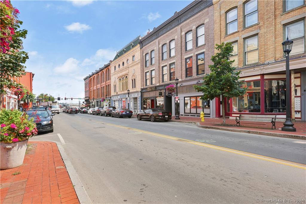 Property for Sale at 118 Washington Street 209, Norwalk, Connecticut - Bathrooms: 1 
Rooms: 2  - $200,000