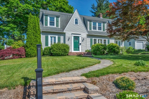 Homes For Sale - 62 Hillcrest Terrace<br/> New Haven County, Meriden, CT 06450