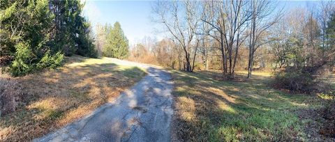 59 Long Society Road Preston CT 06365