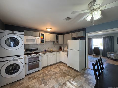 Tiny photo for 26 Apple Street, Wallingford, CT 06492 (MLS # 24134367)