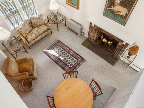 106 Spoonwood Road Wilton CT 06897