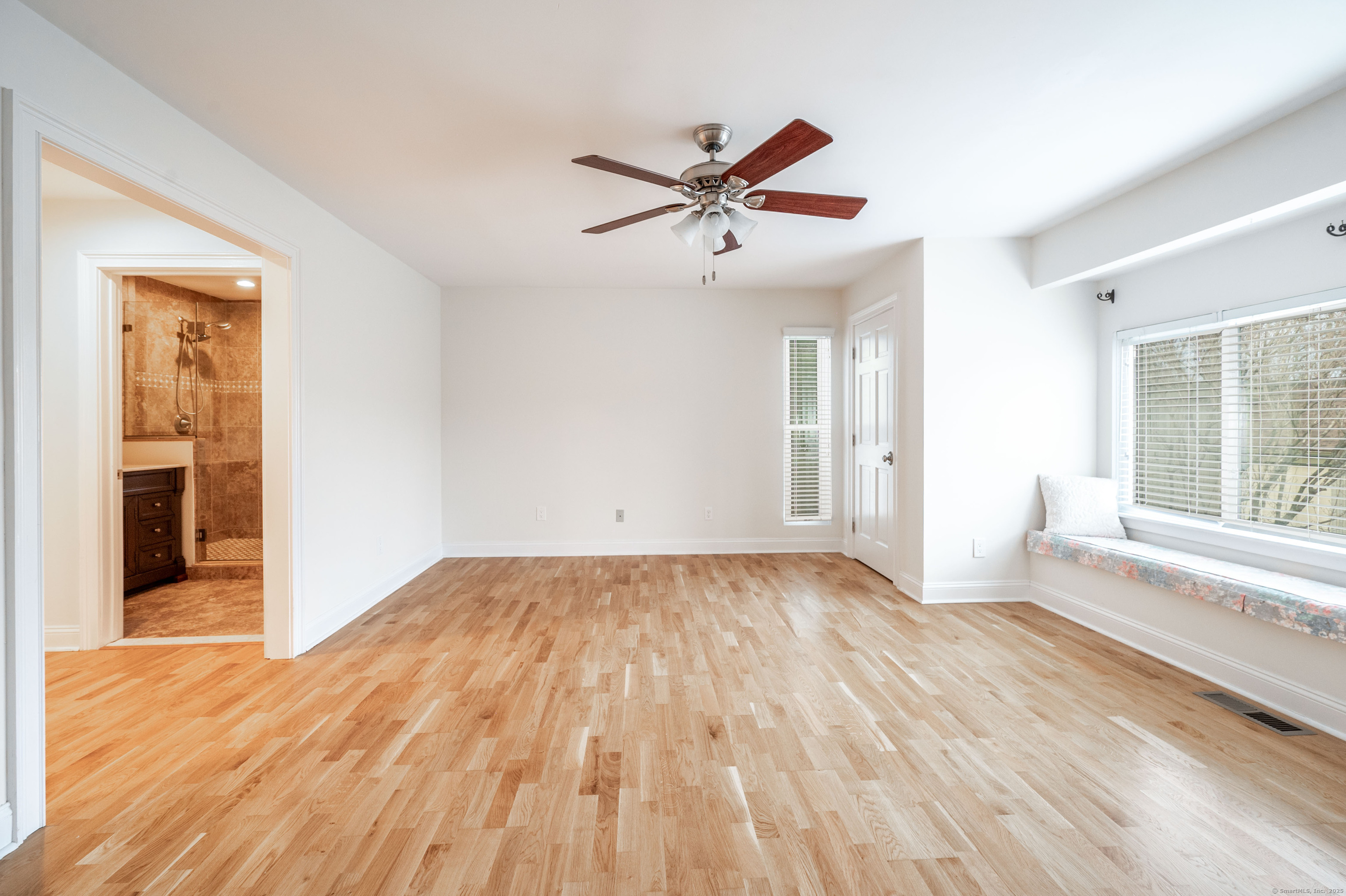 1018 Heritage Village #B, Southbury, Connecticut image 16