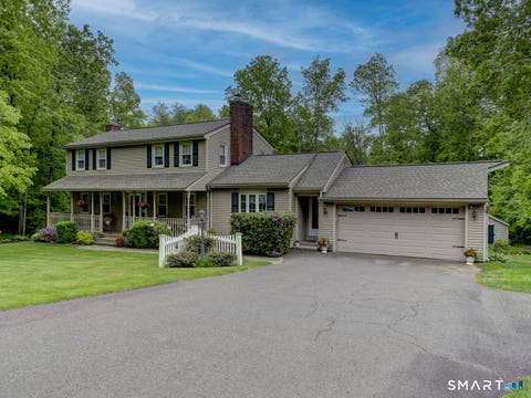 Homes For Sale - 72 Garnet Ridge Drive<br/> Tolland County, Tolland, CT 06084