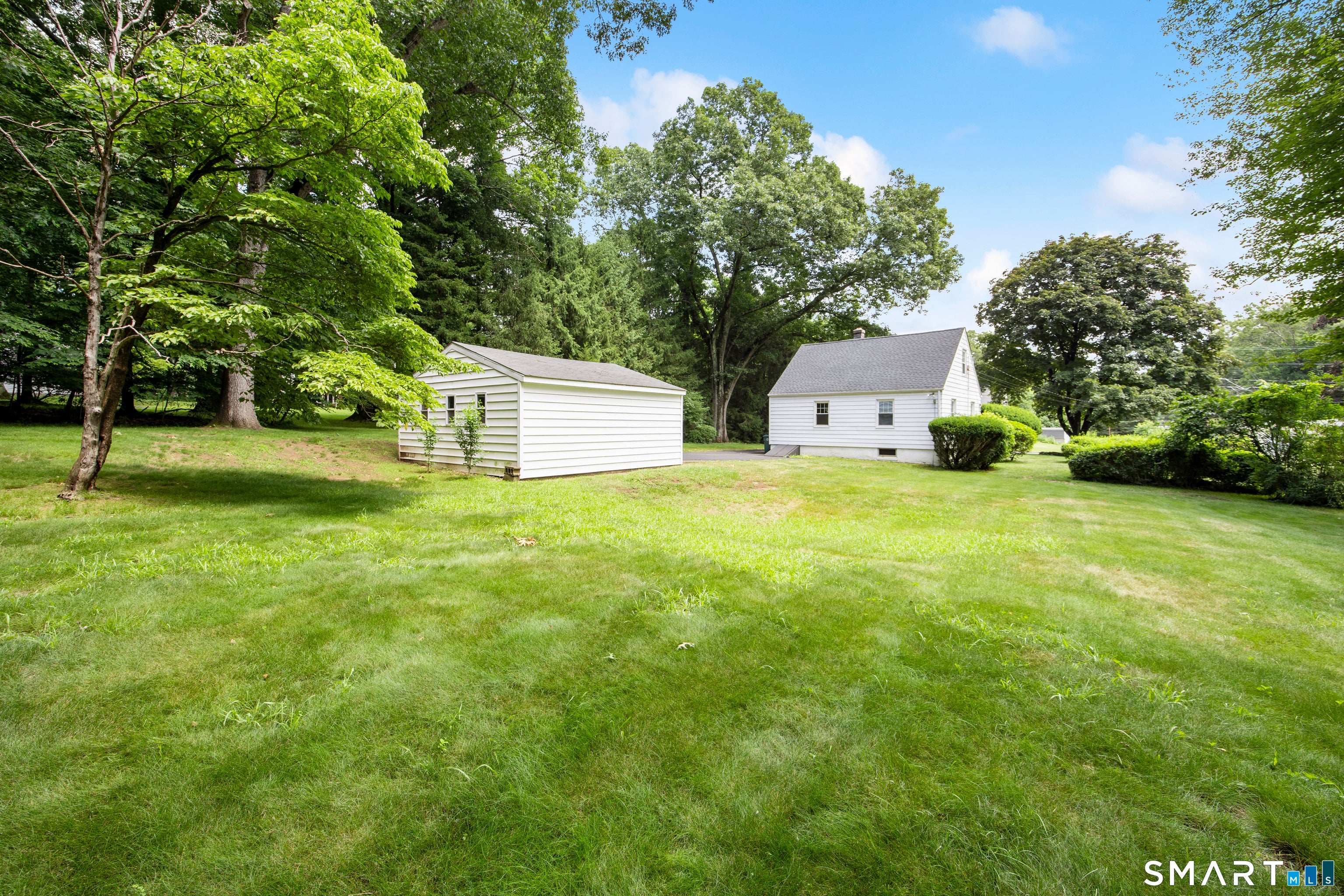 1105 Peck Lane