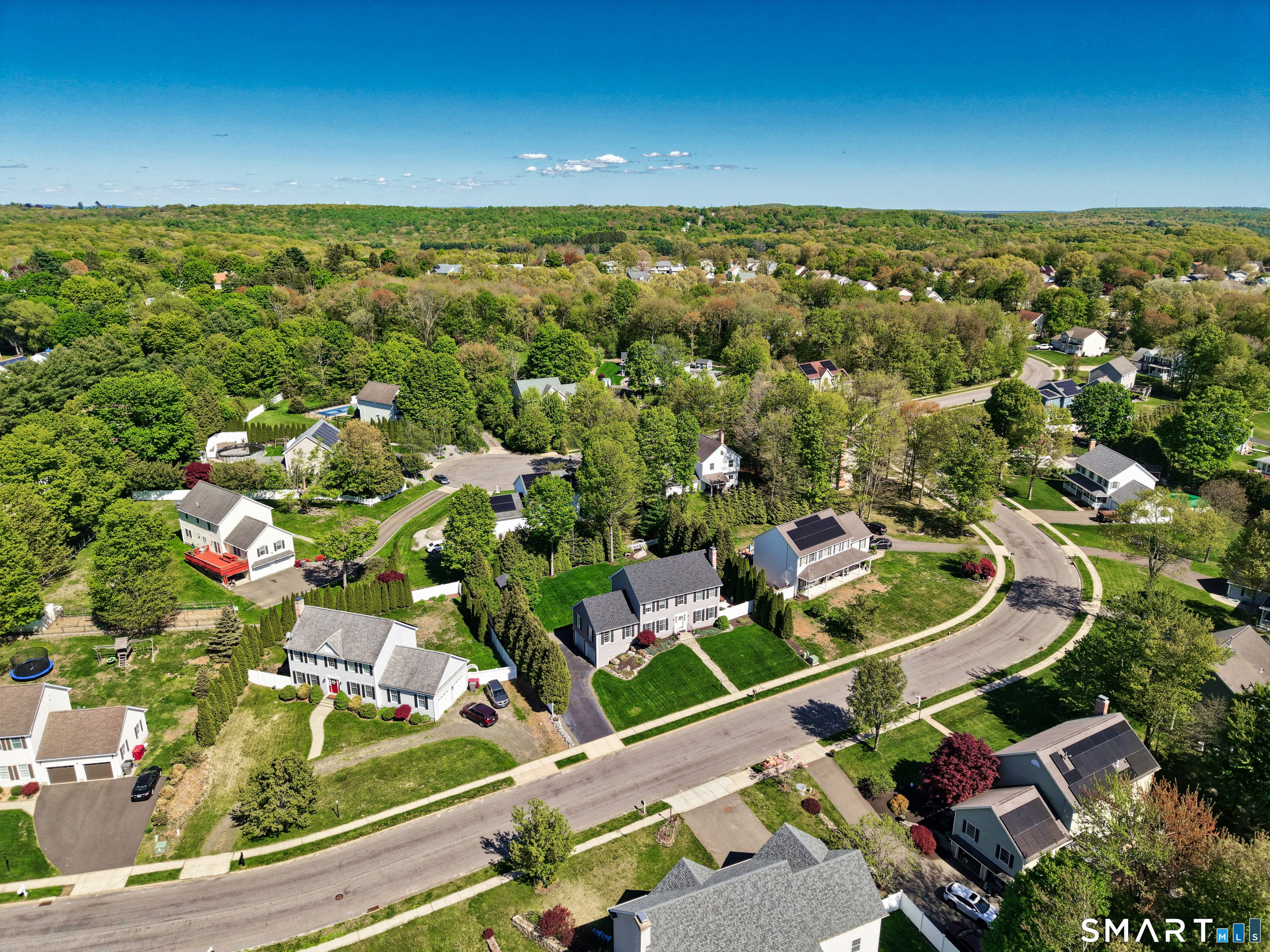 10 Fawn Meadow Drive