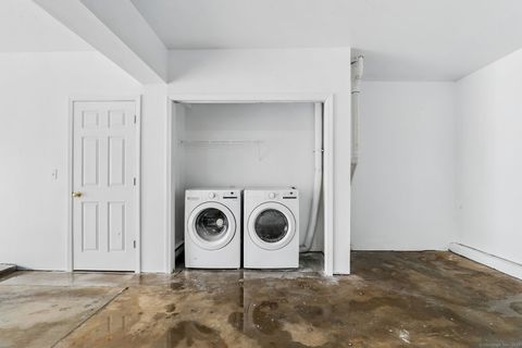 Tiny photo for 62 Chestnut St Extension #19, Danbury, CT 06810 (MLS # 24136186)