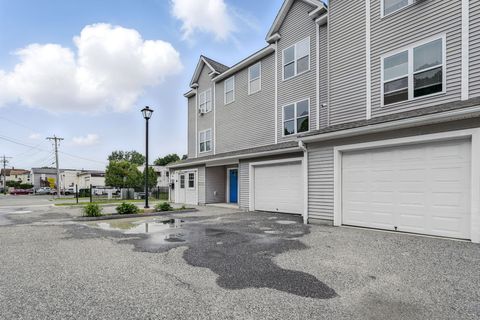 Tiny photo for 62 Chestnut St Extension #19, Danbury, CT 06810 (MLS # 24136186)