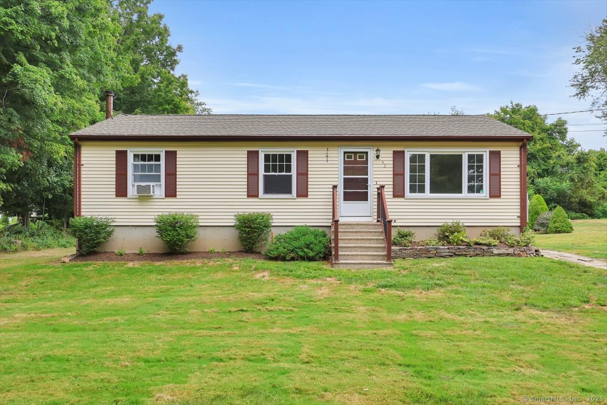 Colchester, Connecticut 06415, United States, 3 Bedrooms Bedrooms, ,1 BathroomBathrooms,Residential,Active,195344 Colchester, Connecticut 06415, United States, 3 Bedrooms Bedrooms, ,1 BathroomBathrooms,Residential,Active,195344