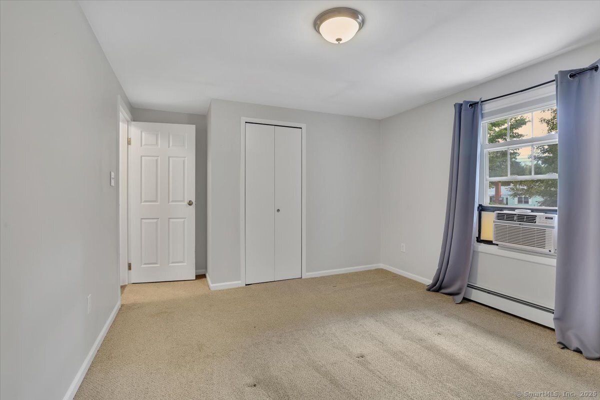 Colchester, Connecticut 06415, United States, 3 Bedrooms Bedrooms, ,1 BathroomBathrooms,Residential,Active,195344