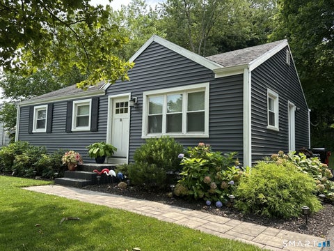Photo of 58 Round Hill Road, Meriden, CT 06450 (MLS # 24200551)